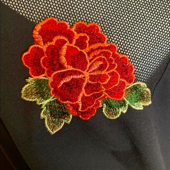 Black Rose Embroidered Top - Picture 5 of 7
